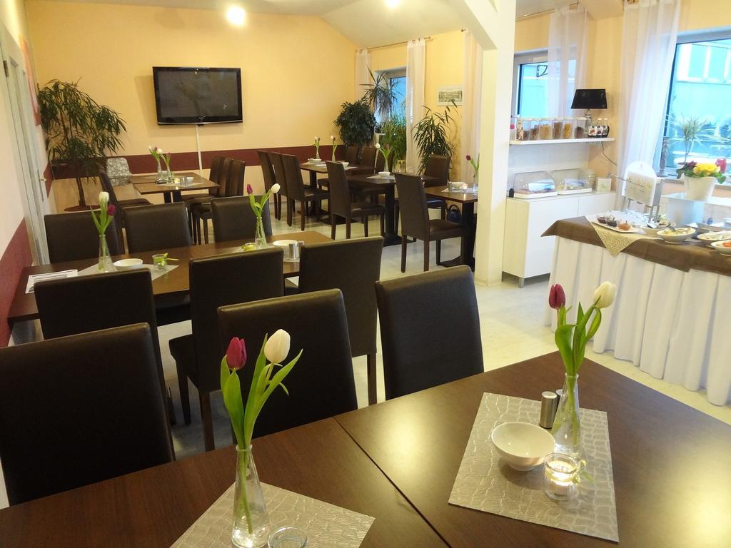 Hotel Amy Регенсбург Екстер'єр фото
